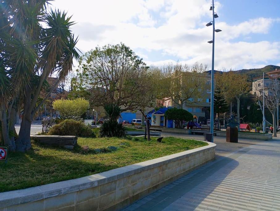 Paraiso De La Costa Brava Портбоу Екстериор снимка